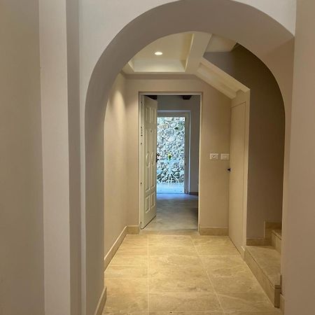Charme In Centro With Private Parking Apartment Ascoli Piceno Exterior photo