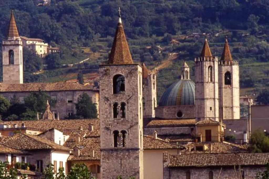 Charme In Centro With Private Parking Apartment Ascoli Piceno Exterior photo