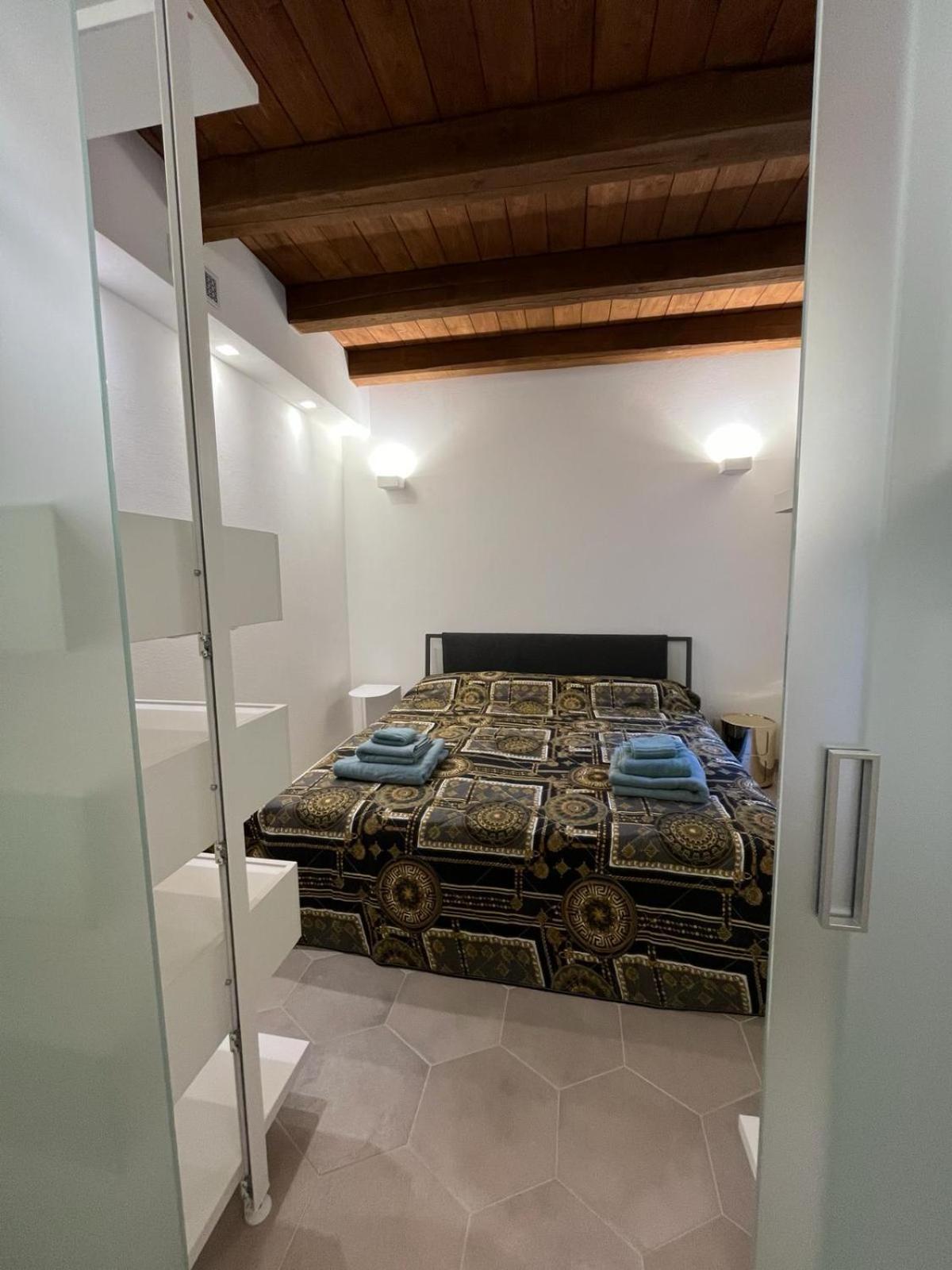 Charme In Centro With Private Parking Apartment Ascoli Piceno Exterior photo