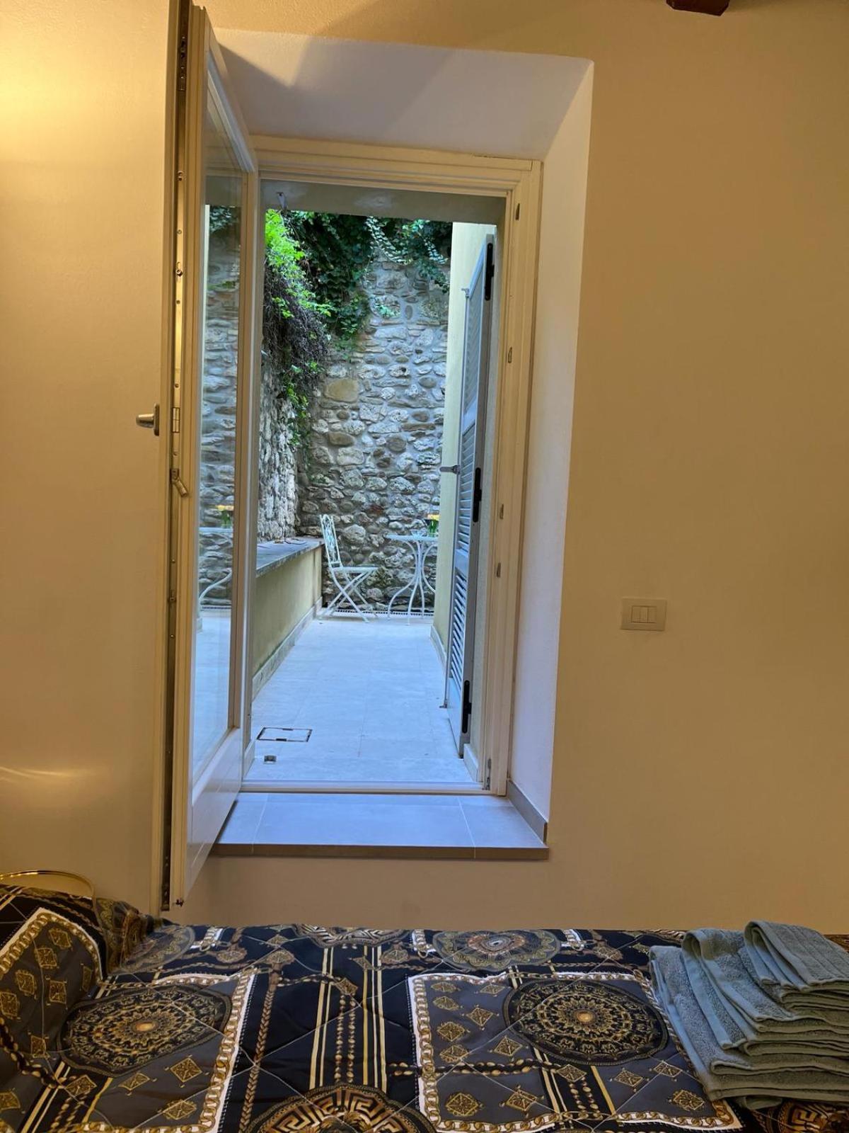 Charme In Centro With Private Parking Apartment Ascoli Piceno Exterior photo