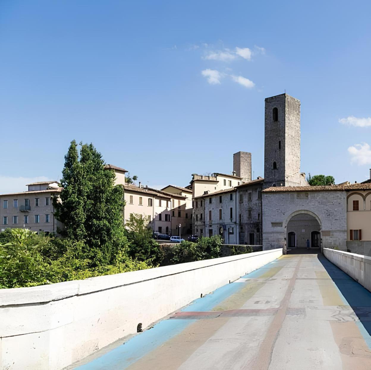 Charme In Centro With Private Parking Apartment Ascoli Piceno Exterior photo